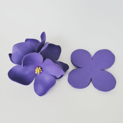 ВЫРУБКА CUT702 Violetto-Фиолетовый Фоамиран. толщина 2мм. Вырубка Четырехлистник. 13х13см.